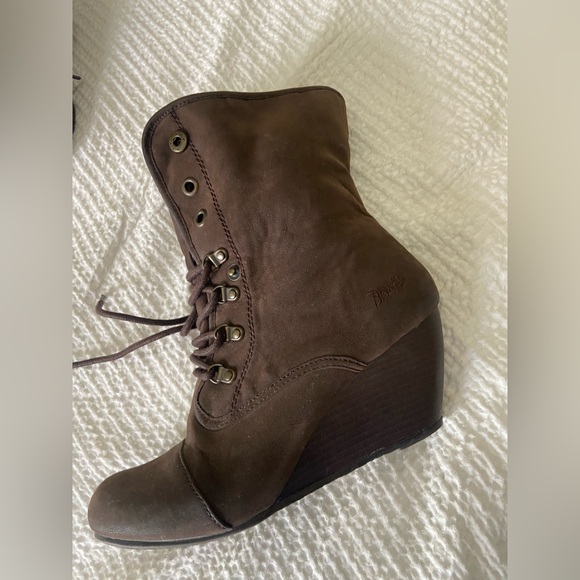 Blowfish Boots - Picture 2 of 12